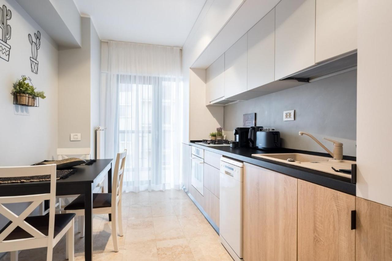 Happy Bubble I Timpuri Noi 1Br Apt 4 Ppl بوخارست المظهر الخارجي الصورة
