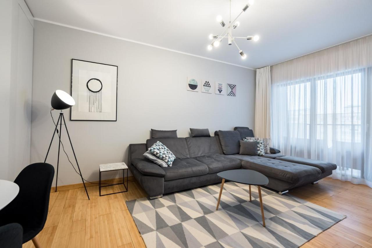 Happy Bubble I Timpuri Noi 1Br Apt 4 Ppl بوخارست المظهر الخارجي الصورة